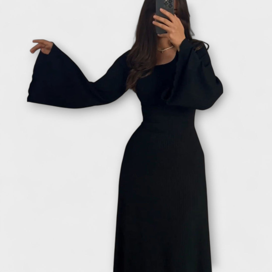 Jocelyn - Schickes Strickchleid mit Taille-Detail