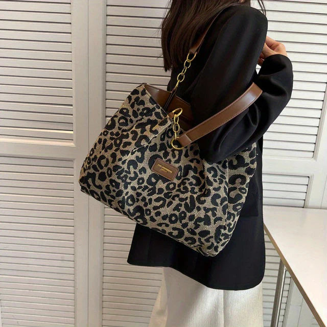 Nora | Leopard Charm Tasche