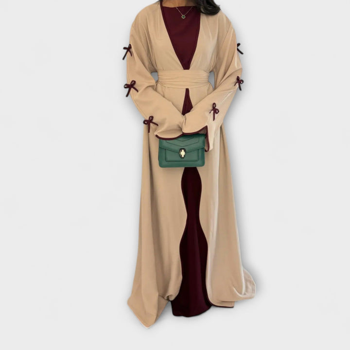 Jasmin - Schickes Cardigan- und Kleid-Duo mit Schleifenverzierung