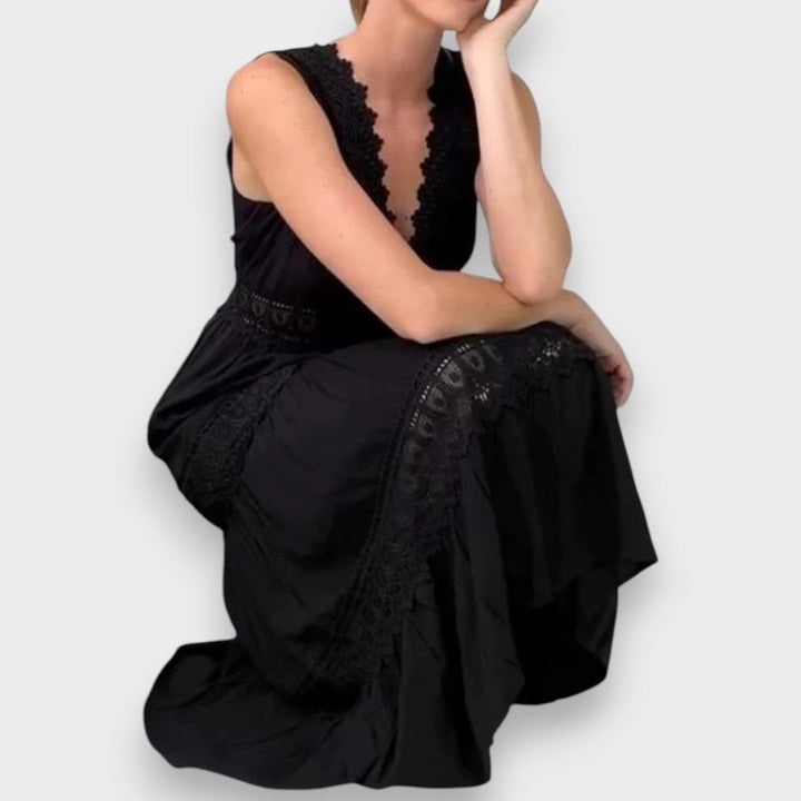 Elsbeth | Elegantes Spitzenkleid mit V-Ausschnitt