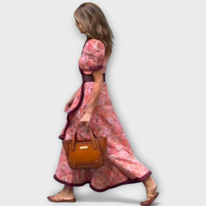 Elegants rosarots Maxi-Chleid mit churze Ärmle