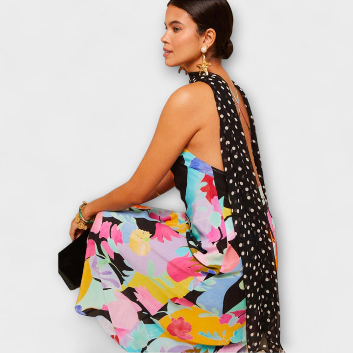 Naomi - Hayley Midichleid