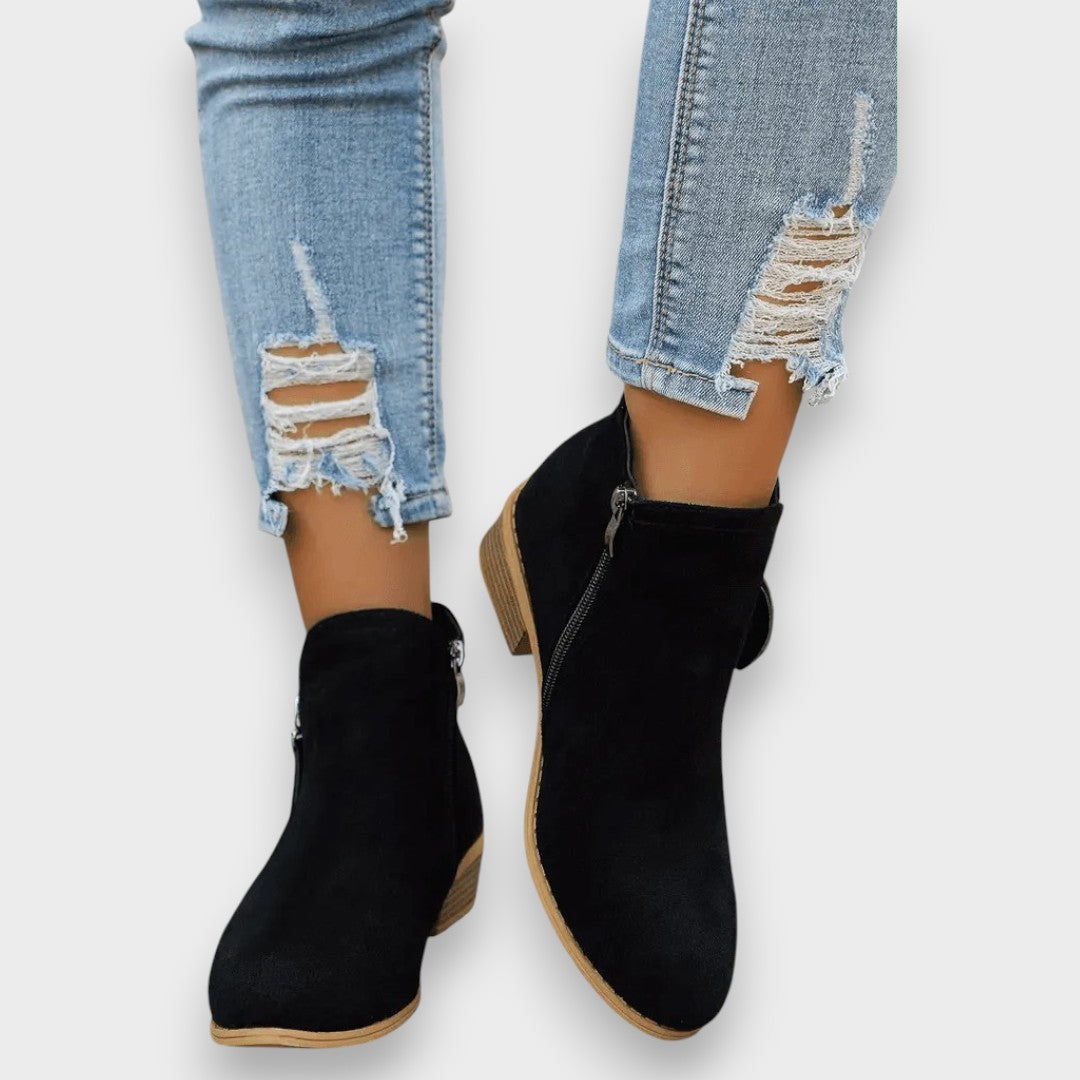 Micaela | Vintage Stiefel im klassischen Stil