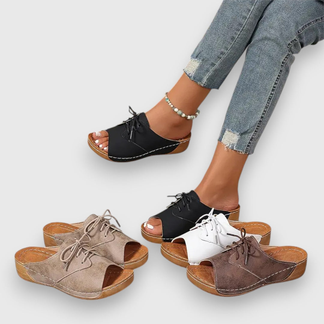 Saskia – Vintage-Style-Sandale