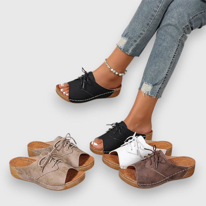Saskia – Vintage-Style-Sandale