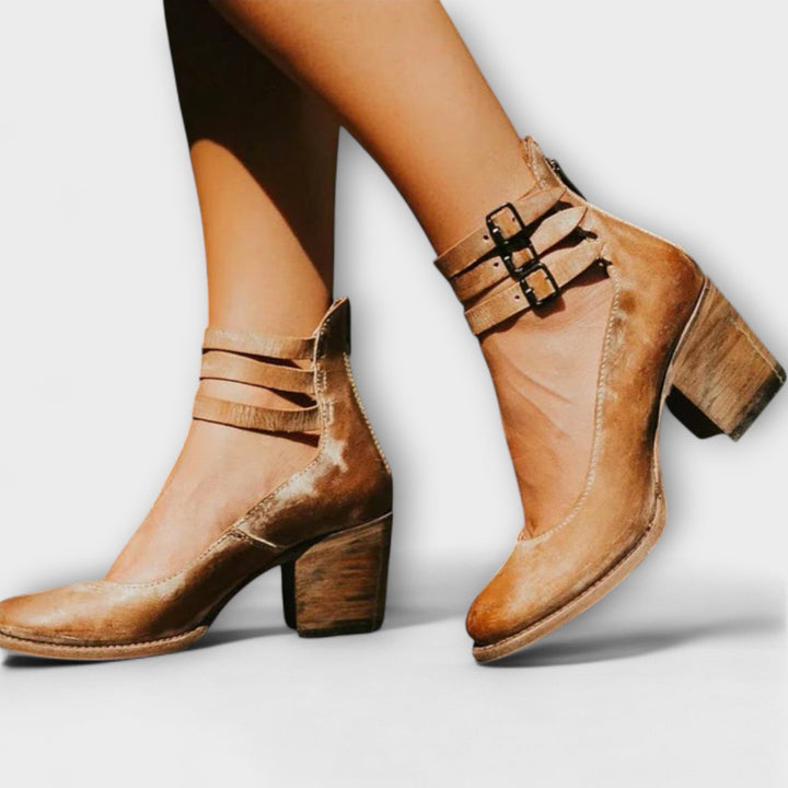 Bella – Bequemer und stilvoller orthopädischer Schuh