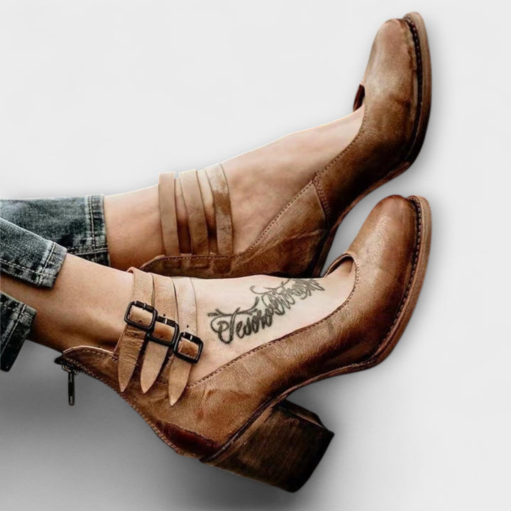 Bella – Bequemer und stilvoller orthopädischer Schuh