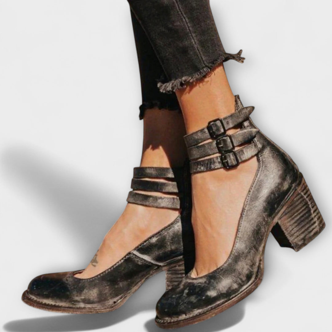 Bella – Bequemer und stilvoller orthopädischer Schuh