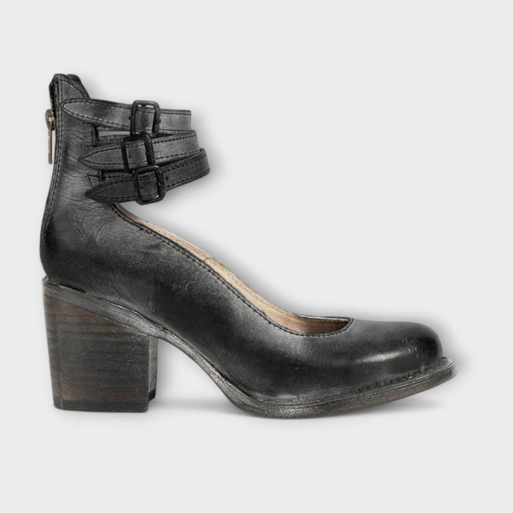 Bella – Bequemer und stilvoller orthopädischer Schuh