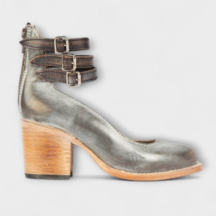 Bella – Bequemer und stilvoller orthopädischer Schuh