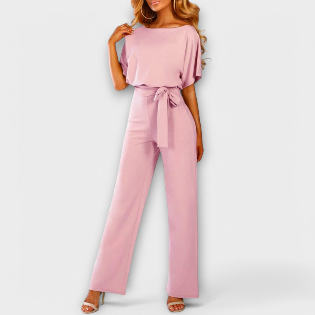Schlichter und stylisher Jumpsuit