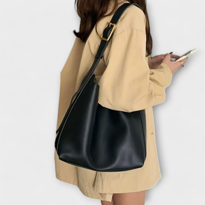 Léora. – Eleganti Lederschultertasche