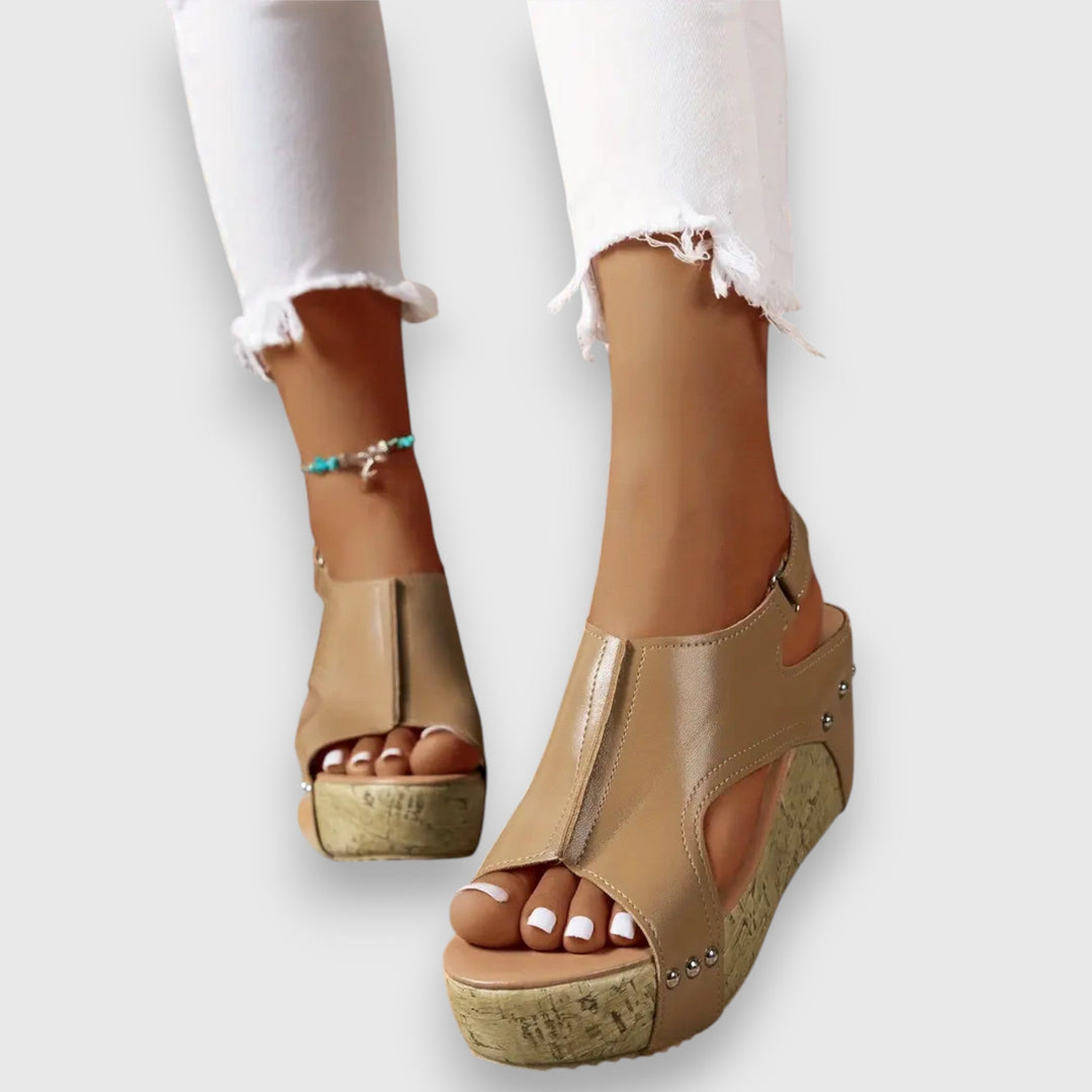 Mia – Vintage Plateau-Sandale