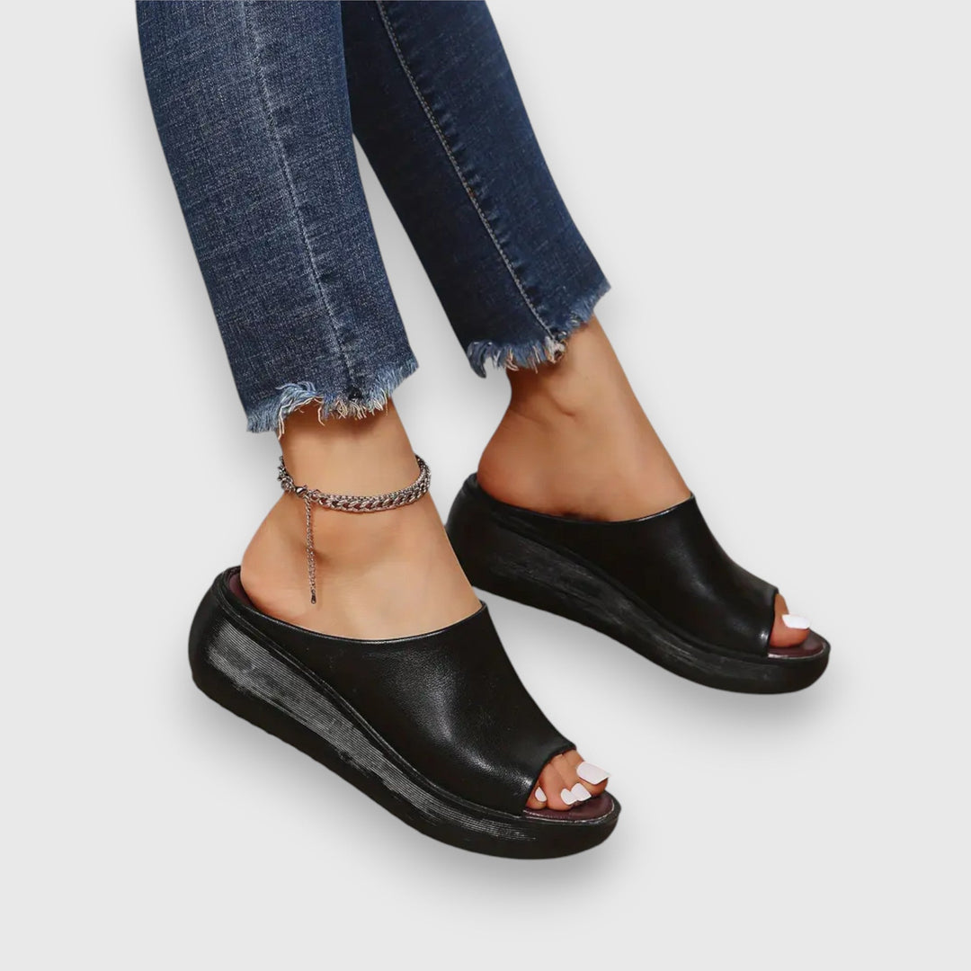 Amelie – Weichi Faux-Leder Sandale