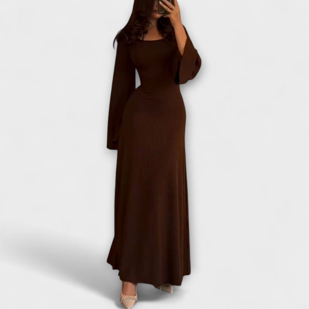 Jocelyn - Schickes Strickchleid mit Taille-Detail