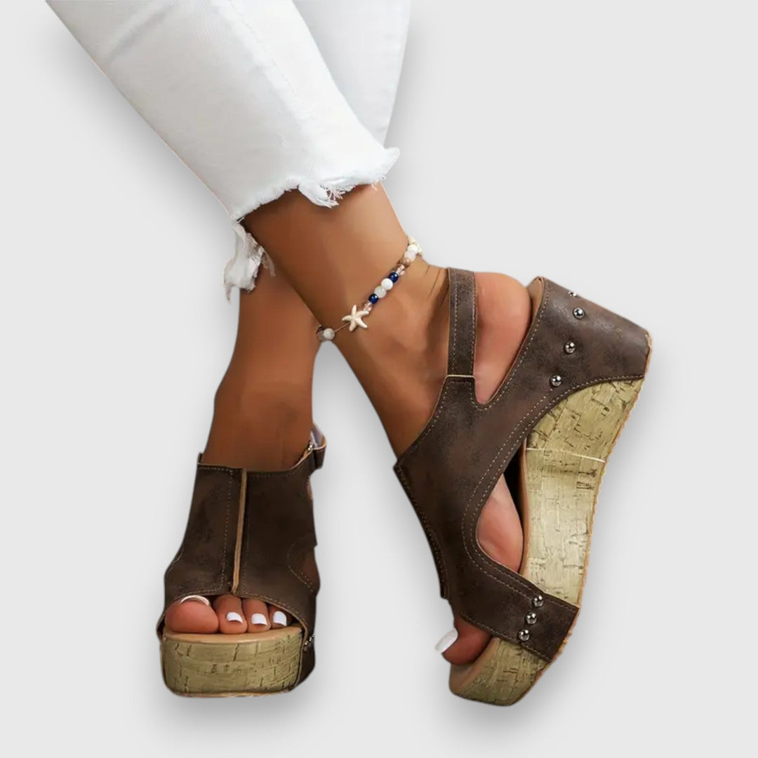 Mia – Vintage Plateau-Sandale