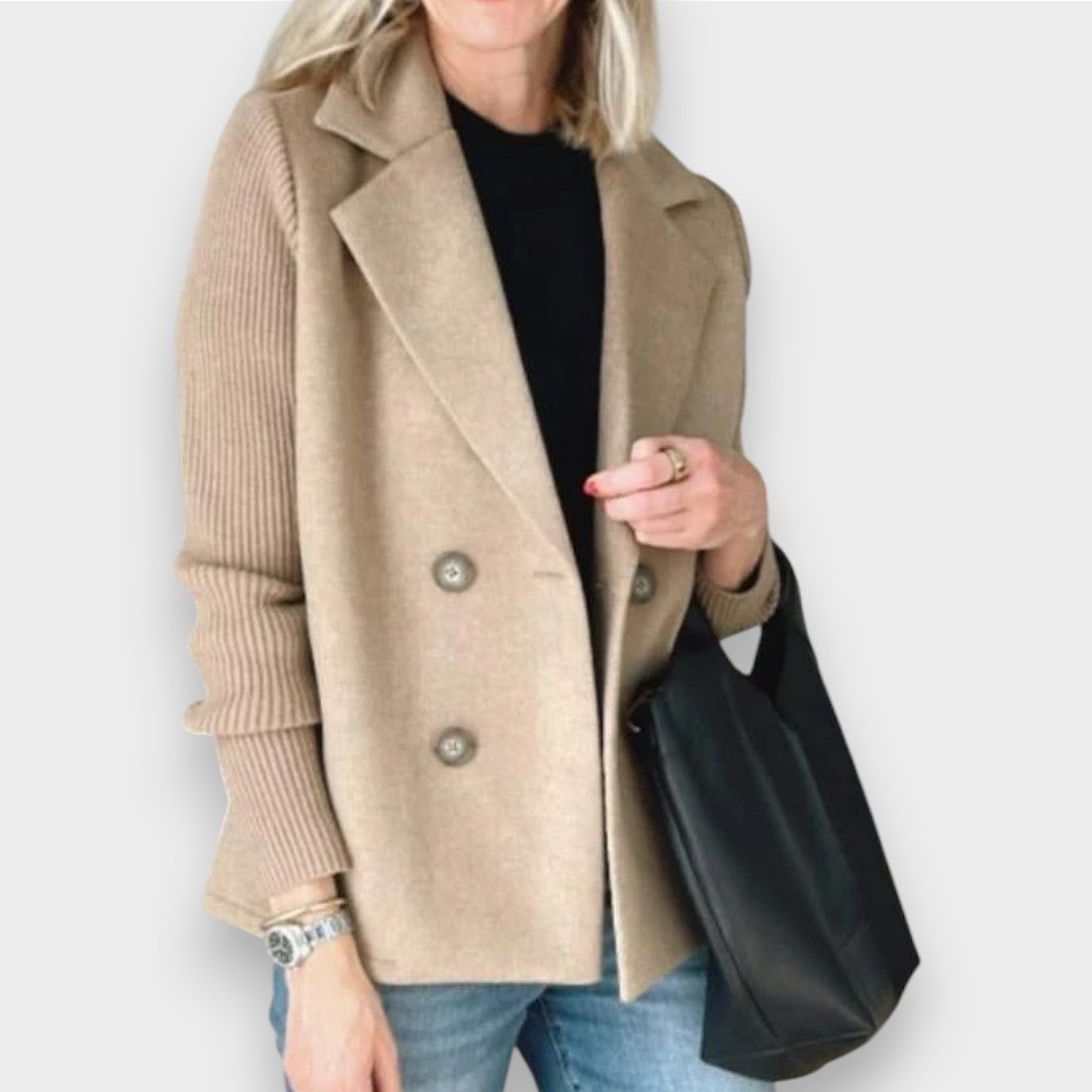 Amora | Elegante Strickjacke mit Ärmeln