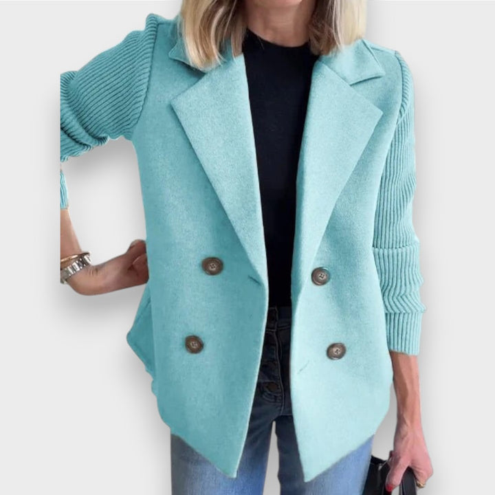 Amora | Elegante Strickjacke mit Ärmeln