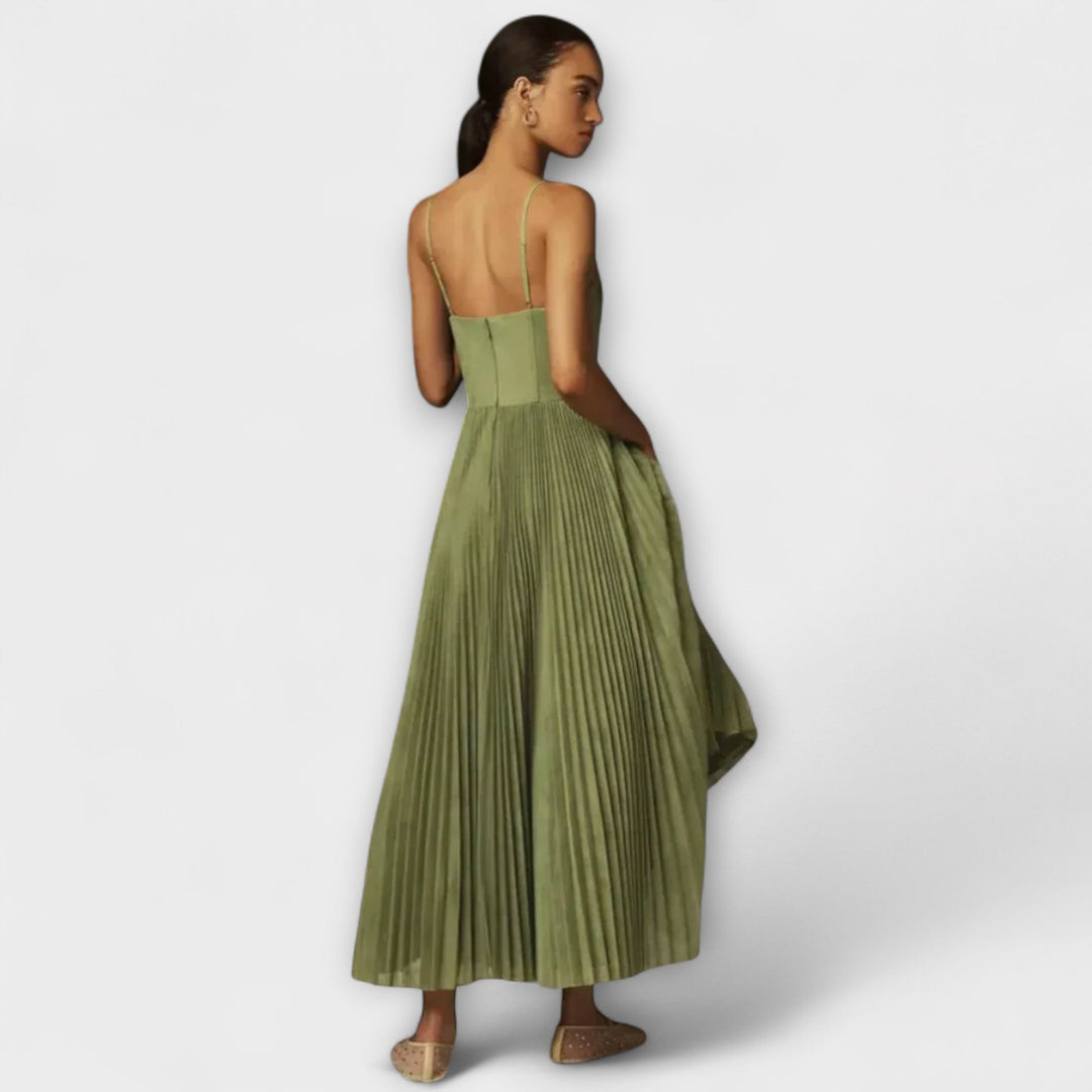 Lucrezia - Elegants Chleid mit Charme