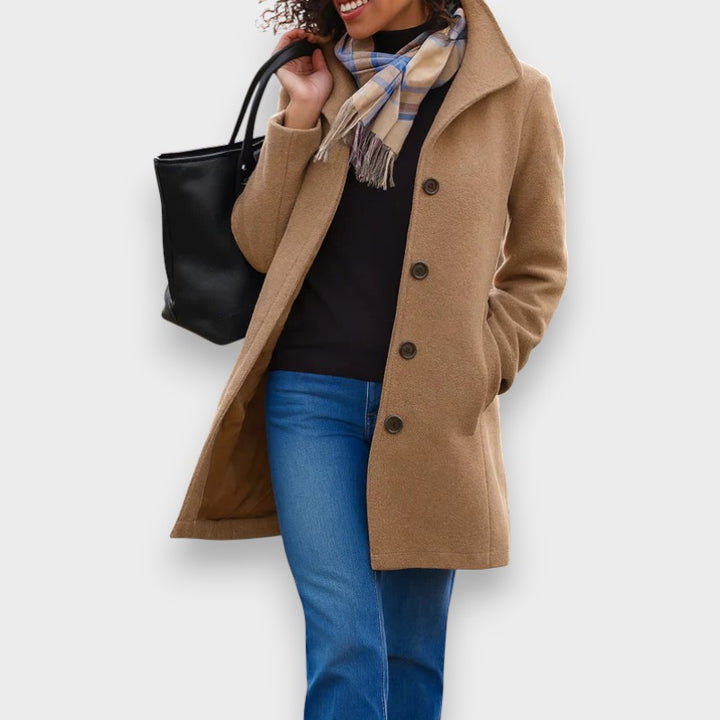 Carla | Klassischer Mantel mit eleganten Knöpfen