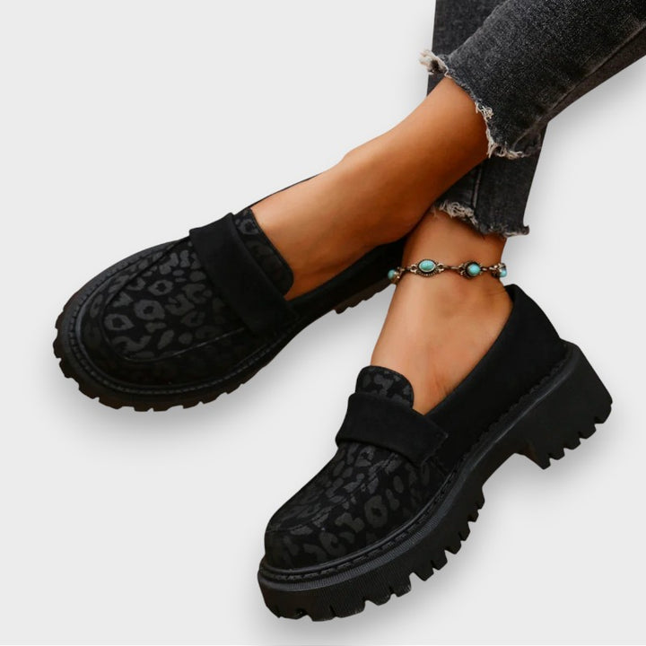 Jasmine | Plateaulackstiefel im Leopardenprint