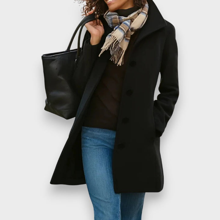 Carla | Klassischer Mantel mit eleganten Knöpfen