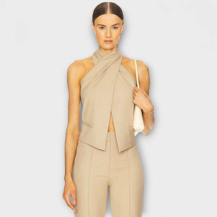 Juni – Crisscross Halter Neck Tanktop