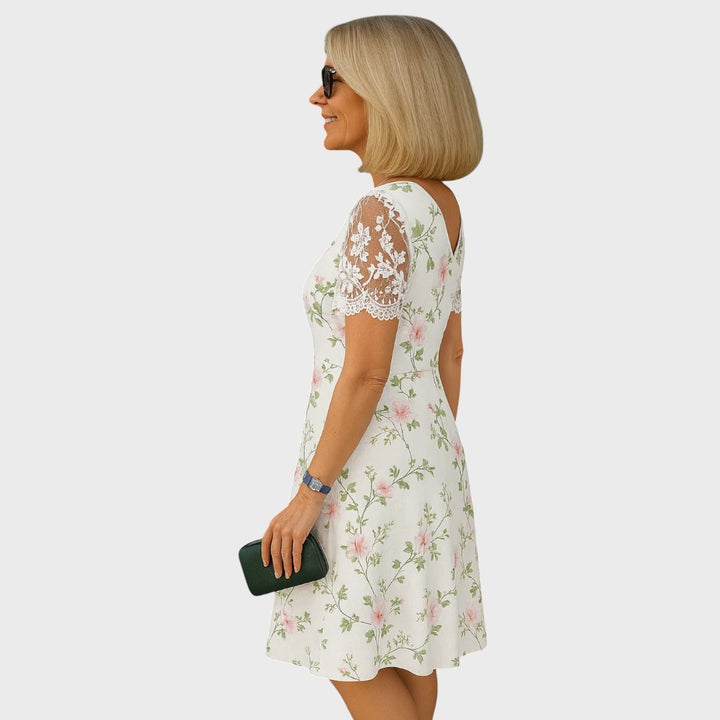 Laura | Bequems Midi-Chleid mit Spitzedetails